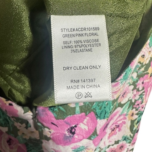 ASTR The Label Dayanara Dress Green Pink Floral Puff Sleeve Slit Maxi size Large - Picture 10 of 11